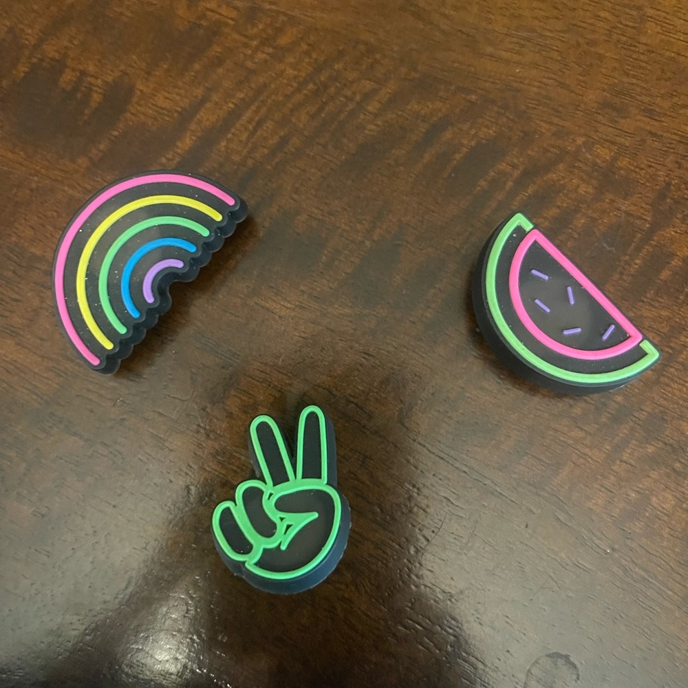 Set of 3 Jibbitz- like new